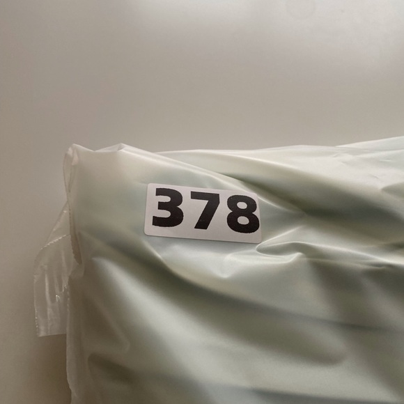 Aritzia TnAction TnaMOVE Tennis Mini Skirt With Built-In Shorts Green XL Preppy - Picture 11 of 12